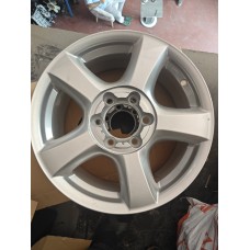 Isuzu d max euro 5 çıkma orjinal 17" alüminyum jant