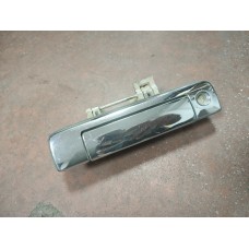 Isuzu d max euro5 2012-2020 çıkma orjinal bagaj açma kolu Isuzu d max euro5 2012-2020 çıkma orjinal bagaj açma kolu