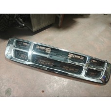 Isuzu d max euro3 4x4 yan sanyi yeni ön panjur Isuzu d max euro3 4x4 yan sanyi yeni ön panjur