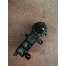 Nissan navara çıkma orjinal ys23 2014-2023 4x4 düğmesi Nissan navara çıkma orjinal ys23 2014-2023 4x4 düğmesi