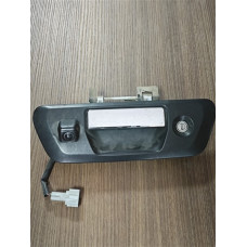 Nissan navara çıkma orjinal ys23 euro 6 arka bagaj açma kolu kameralı Nissan navara çıkma orjinal ys23 euro 6 arka bagaj açma kolu kameralı