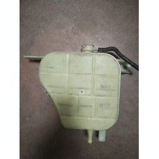 Nissan navara ys 23 çıkma orjinal 2014-2020 yedek su deposu Nissan navara ys 23 çıkma orjinal 2014-2020 yedek su deposu