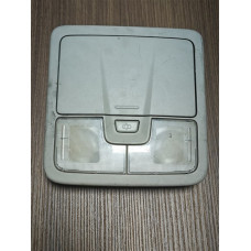 Mitsubishi l200 çıkma orjinal tavan lambası Mitsubishi l200 çıkma orjinal tavan lambası