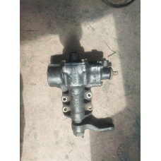 Nissan pickup çıkma orjinal 1998-2003 direksiyon kutusu Nissan pickup çıkma orjinal 1998-2003 direksiyon kutusu