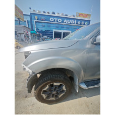 Nissan navara çıkma orjinal euro6 sol ön çamurluk Nissan navara çıkma orjinal euro6 sol ön çamurluk