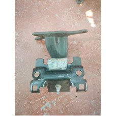 Nissan navara ys23 çıkma orjinal motor kulağı Nissan navara ys23 çıkma orjinal motor kulağı