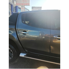 Misubishi l200 çıkma orjainal euro7 sağ arka kapı Misubishi l200 çıkma orjainal euro7 sağ arka kapı
