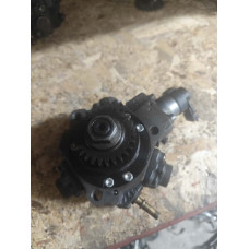 Reneault çıkma orjinal 1,6 dizel motor mazot pompası Reneault çıkma orjinal 1,6 dizel motor mazot pompası