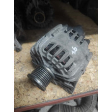 Reneault çıkma orjinal 1,6 dizel motor şarz dinamosu Reneault çıkma orjinal 1,6 dizel motor şarz dinamosu