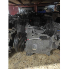 Reneault çıkma orjinal 2,0 dizel motor klima kompresörü Reneault çıkma orjinal 2,0 dizel motor klima kompresörü