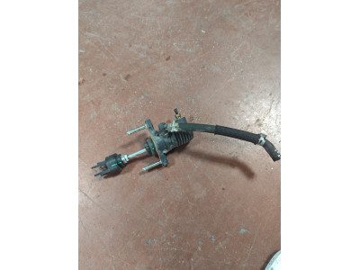 toyota hilux çıkma orjinal 2023 debriyaj merkezi toyota hilux çıkma orjinal 2023 debriyaj merkezi