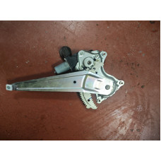 Toyota hilux çıkma orjinal 2023 arka kapı cam kirkosu Toyota hilux çıkma orjinal 2023 arka kapı cam kirkosu